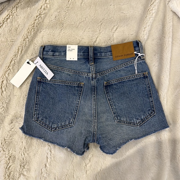 Denim Forum Yoko Short - Picture 2 of 4